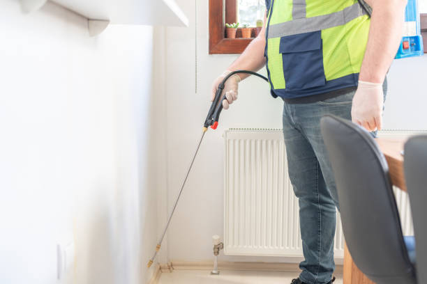 Pest Control for Restaurants in Crump, TN